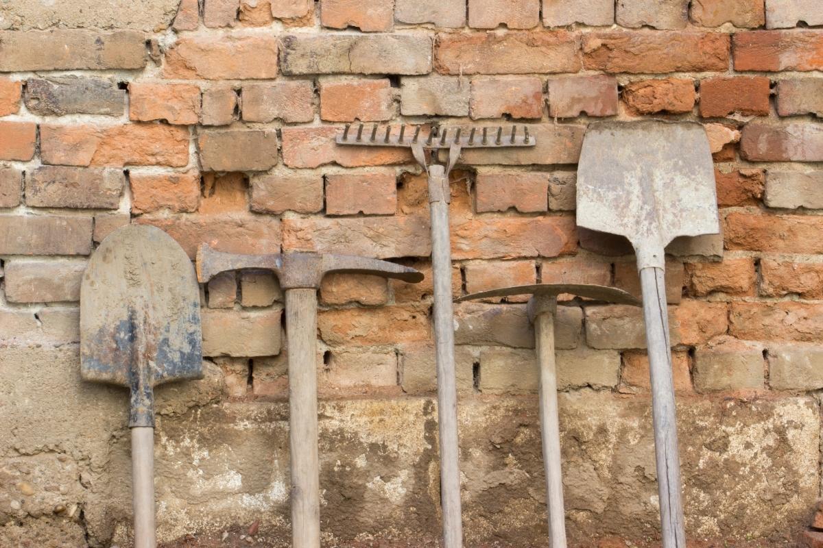 ranger des outils de jardin